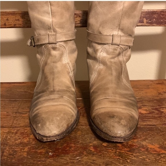 FRYE Dorado Tall Knee High Leather Riding boots Cream Tan Buckle Distressed - Picture 11 of 16